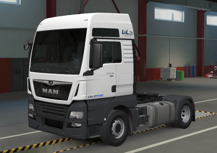 MAN TGX Euro 6 L&L Cargo